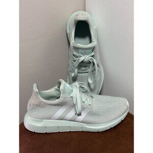 ADIDAS WOMENS SWIFT RUN SPORT SHOES SIZE 7.5 GREEN MINT TRAINING B37720